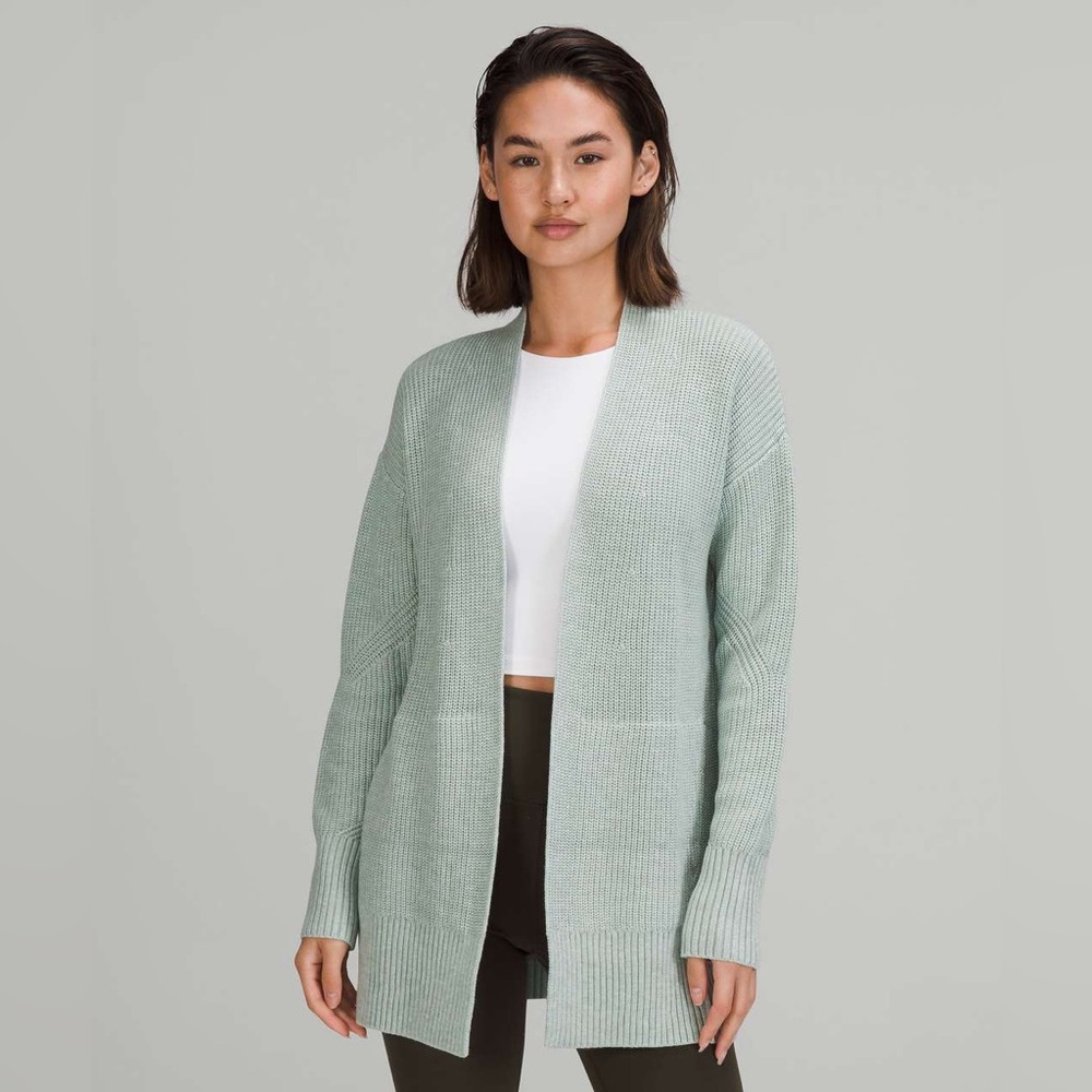 SOLD Lululemon Cashlu Sweater Wrap in Heathered Silver Blue Size M/L - Picture 1 of 8